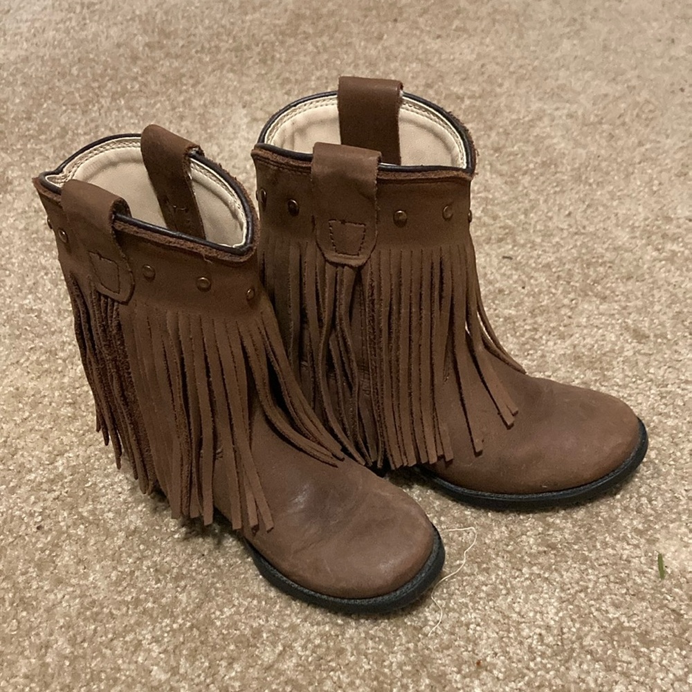 Toddler leather fringe boots